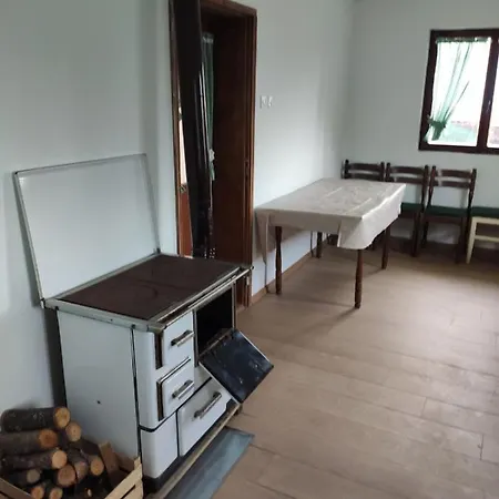 Kuca Idealna Za Odmor I Uzivanje U Vrdniku Broj 4 *